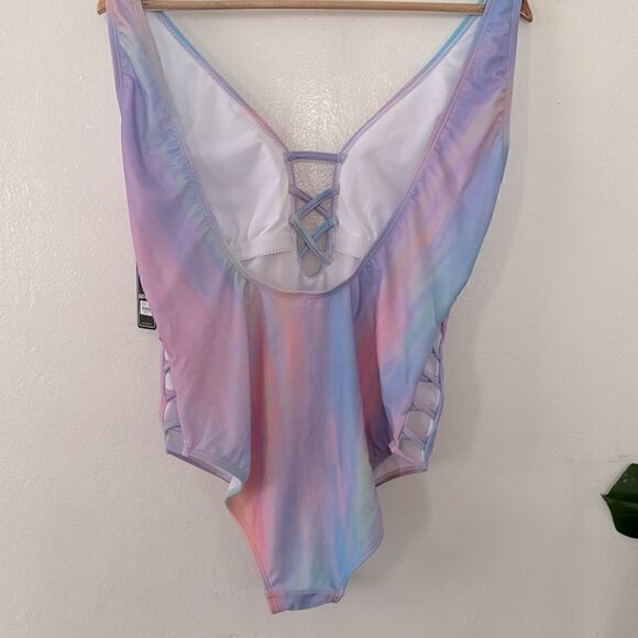 GO COCO Swimsuit NWT - Picture 3 of 5